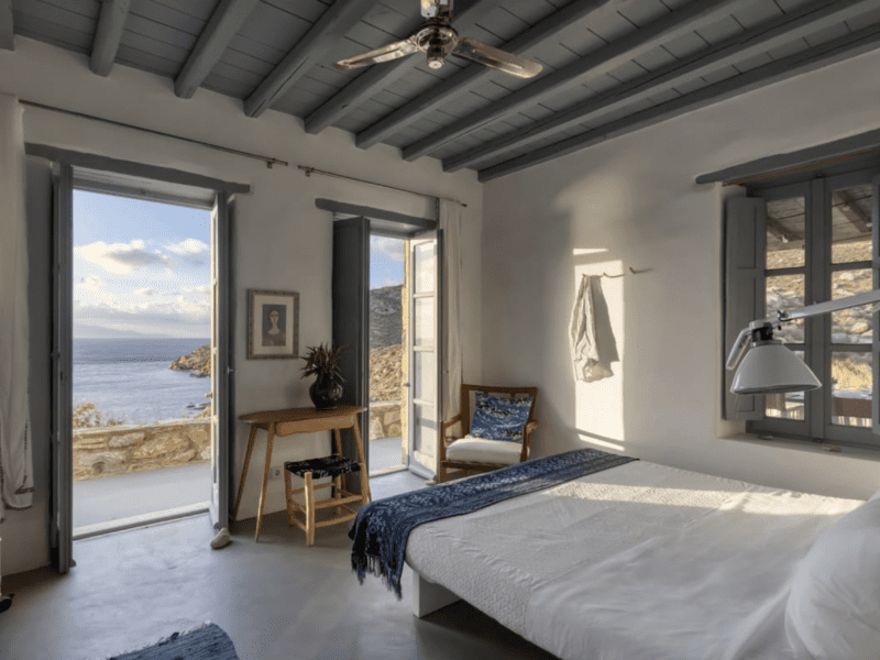 Upper level Bedroom 1